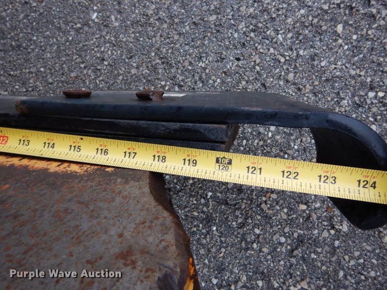 image for item DH2016 2001 Chevrolet C7500 dump truck