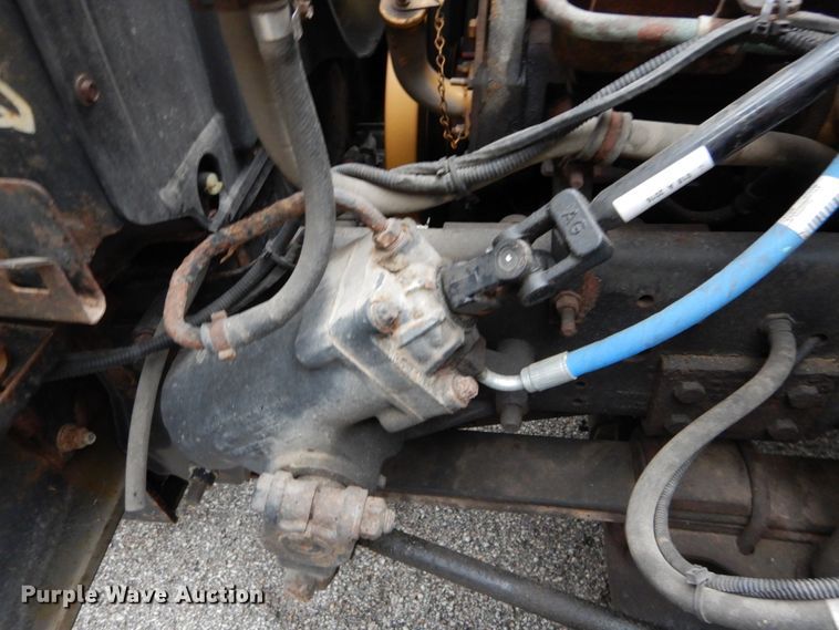 image for item DH2016 2001 Chevrolet C7500 dump truck