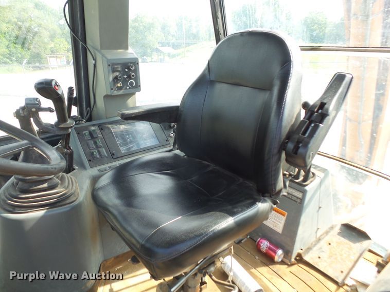 image for item DH2499 2000 Case 580L Series II backhoe