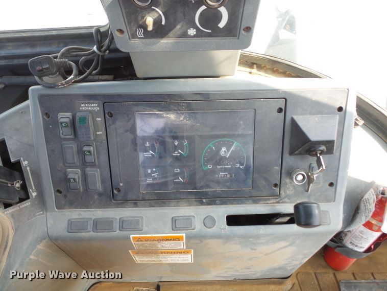 image for item DH2499 2000 Case 580L Series II backhoe