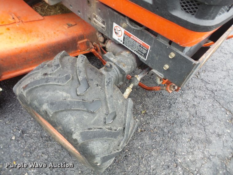 image for item DH2509 2004 Kubota BX2230D MFWD tractor