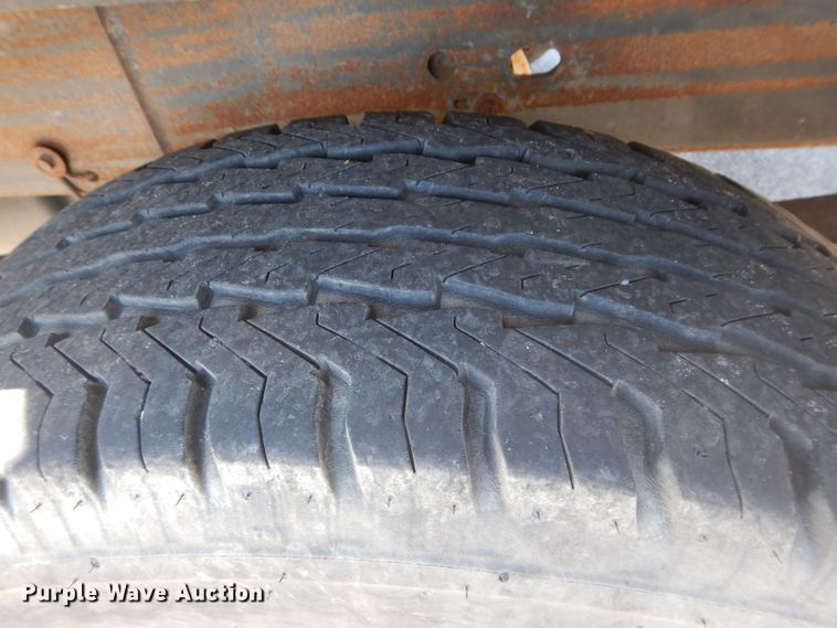 image for item DH2523 2005 Chevrolet Silverado 2500HD utility bed pickup truck