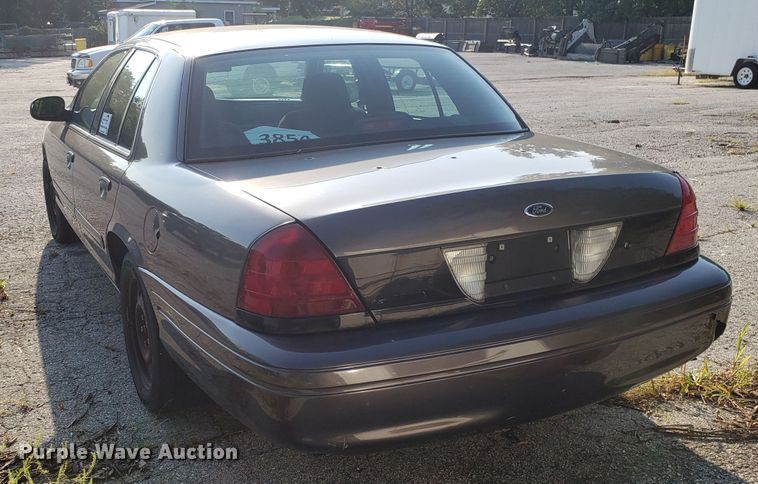 image for item DH2827 2008 Ford Crown Victoria Police Interceptor