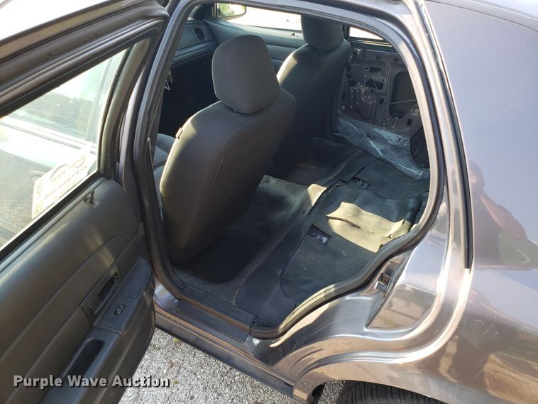 image for item DH2827 2008 Ford Crown Victoria Police Interceptor