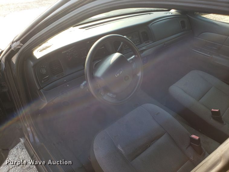 image for item DH2827 2008 Ford Crown Victoria Police Interceptor