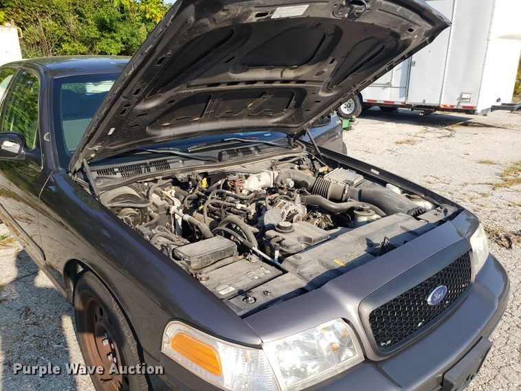image for item DH2827 2008 Ford Crown Victoria Police Interceptor