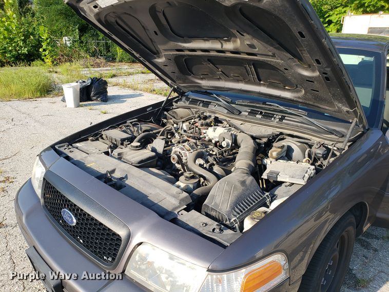 image for item DH2827 2008 Ford Crown Victoria Police Interceptor