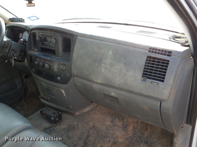 image for item DH5249 2008 Dodge Ram 3500 utility bed pickup truck