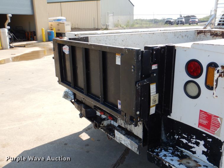 image for item DH5249 2008 Dodge Ram 3500 utility bed pickup truck