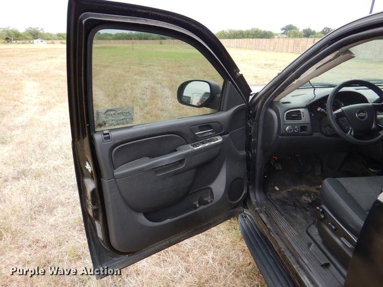 image for item DH5254 2011 Chevrolet Tahoe Police SUV