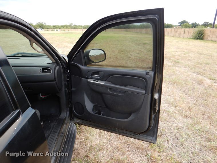 image for item DH5254 2011 Chevrolet Tahoe Police SUV