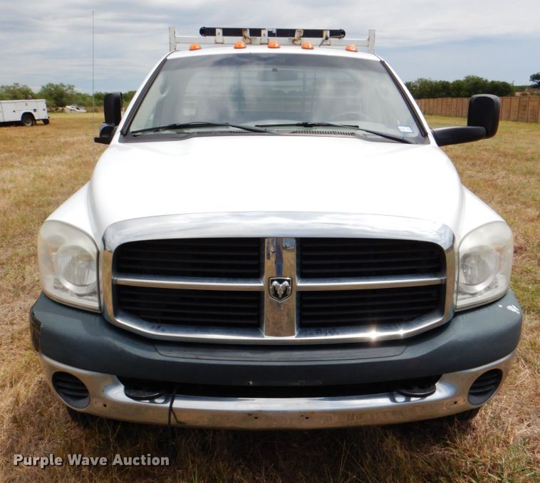 image for item DH5255 2008 Dodge Ram 3500 utility bed pickup truck