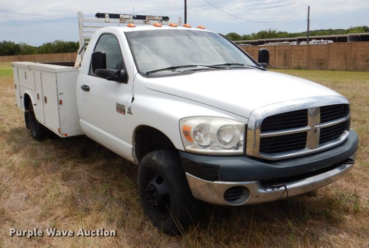 image for item DH5255 2008 Dodge Ram 3500 utility bed pickup truck