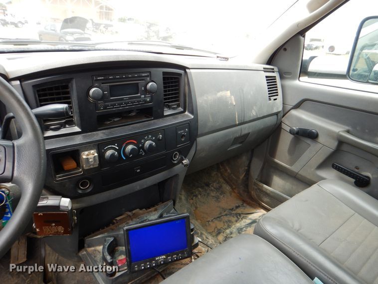 image for item DH5255 2008 Dodge Ram 3500 utility bed pickup truck