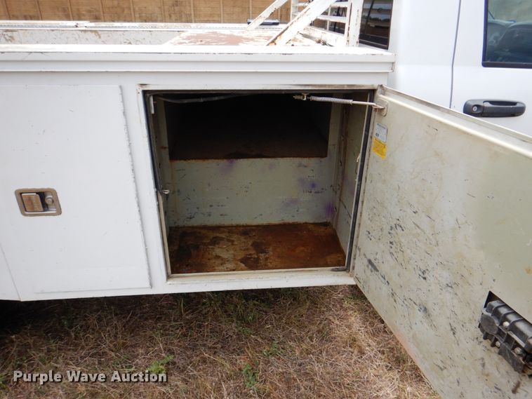 image for item DH5255 2008 Dodge Ram 3500 utility bed pickup truck