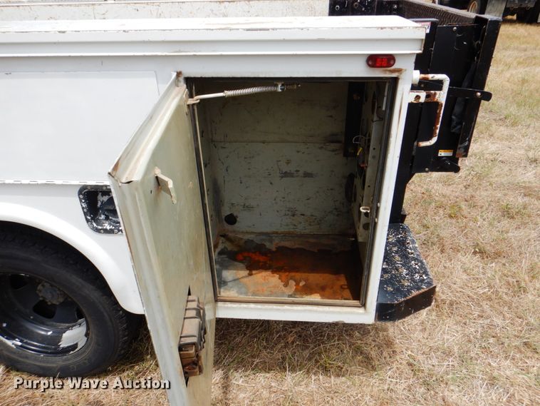 image for item DH5255 2008 Dodge Ram 3500 utility bed pickup truck