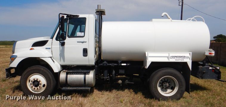 image for item DH5257 2008 International WorkStar 7300 water truck