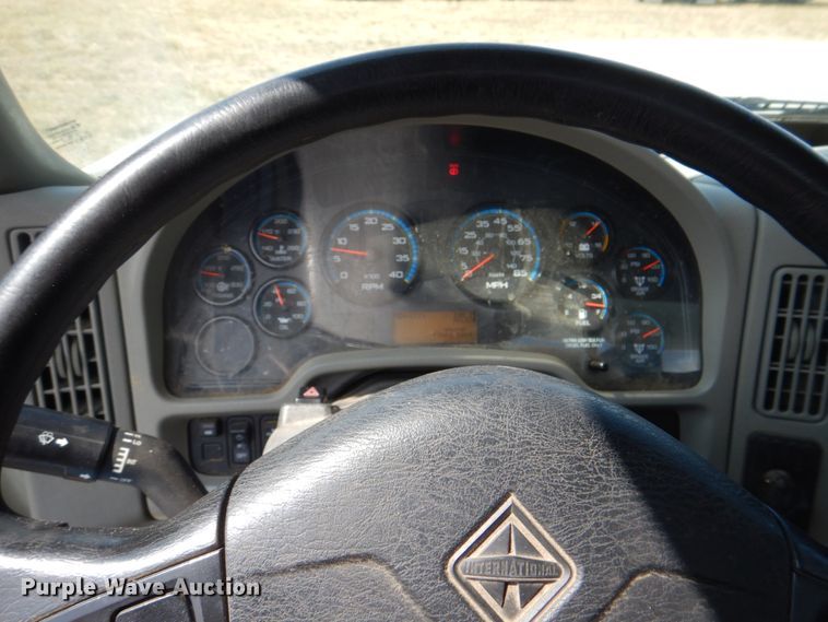 image for item DH5257 2008 International WorkStar 7300 water truck