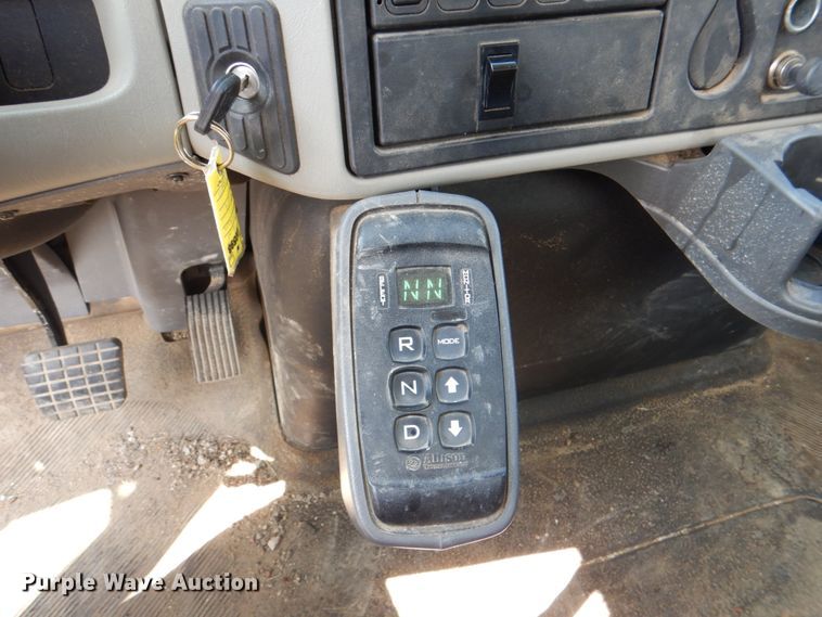 image for item DH5257 2008 International WorkStar 7300 water truck