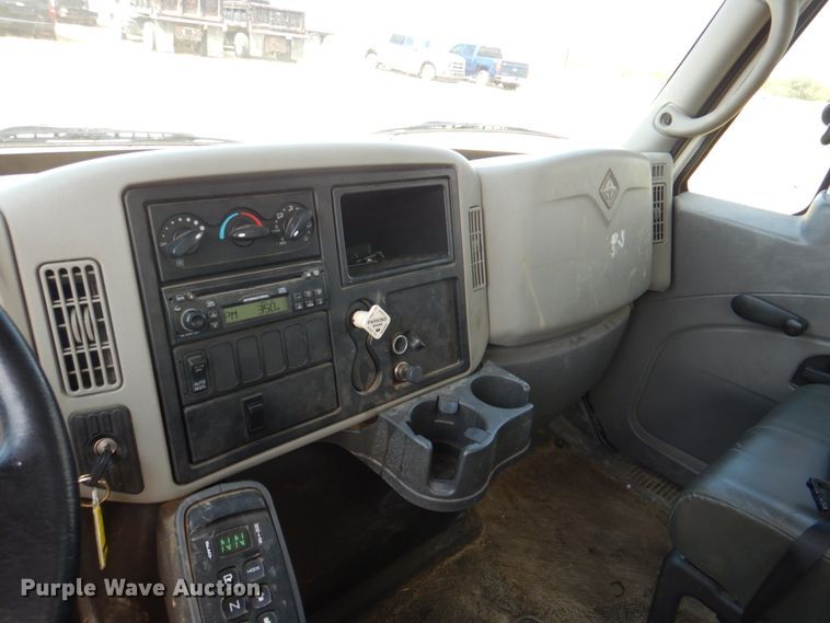 image for item DH5257 2008 International WorkStar 7300 water truck