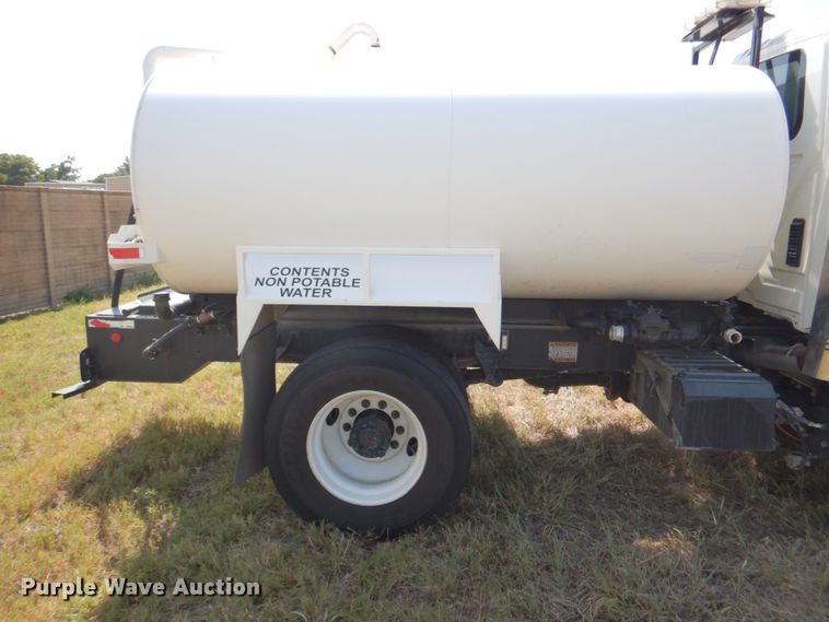 image for item DH5257 2008 International WorkStar 7300 water truck