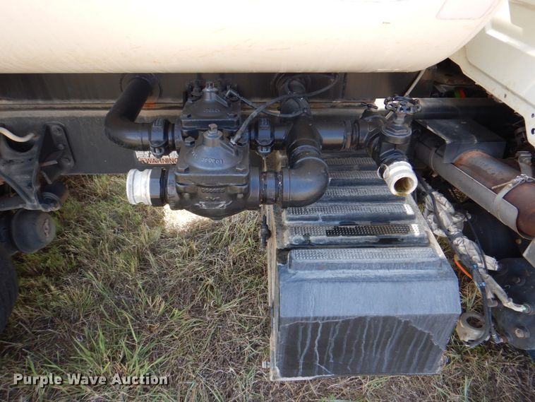 image for item DH5257 2008 International WorkStar 7300 water truck