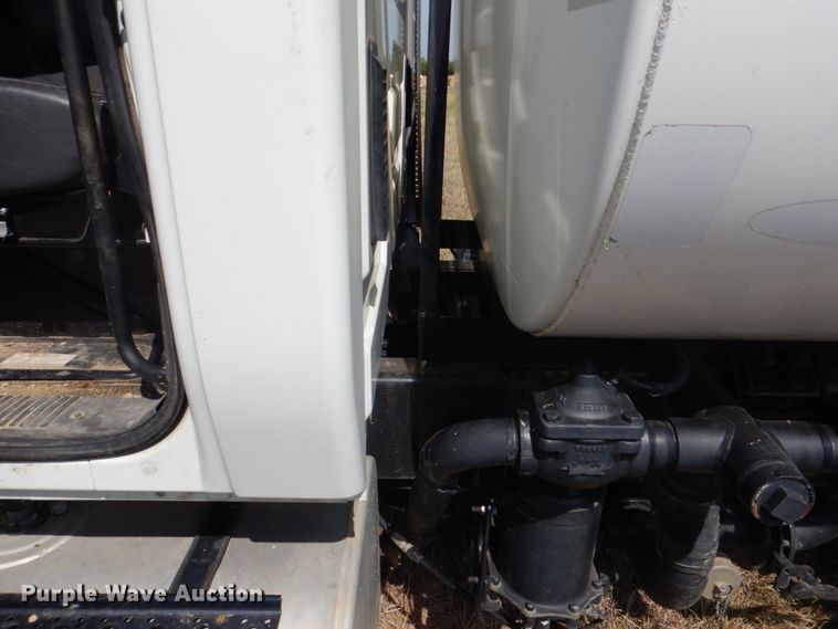 image for item DH5257 2008 International WorkStar 7300 water truck