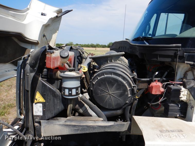 image for item DH5257 2008 International WorkStar 7300 water truck