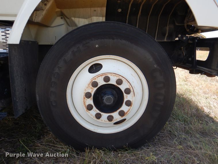 image for item DH5257 2008 International WorkStar 7300 water truck