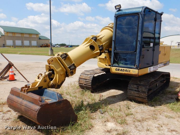 image for item DH5259 2000 Gradall XL2200 excavator