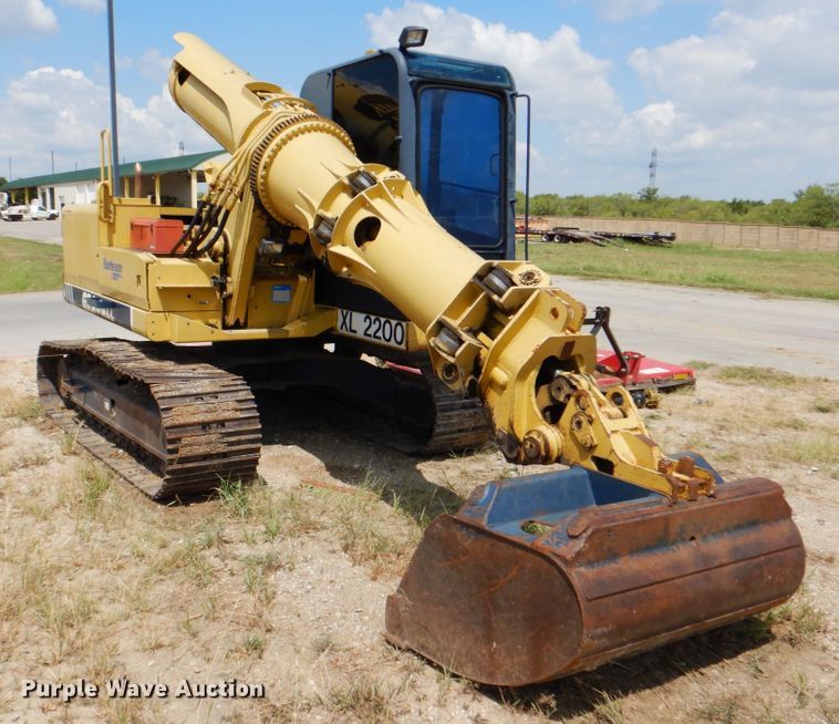 image for item DH5259 2000 Gradall XL2200 excavator