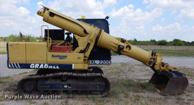 image for item DH5259 2000 Gradall XL2200 excavator