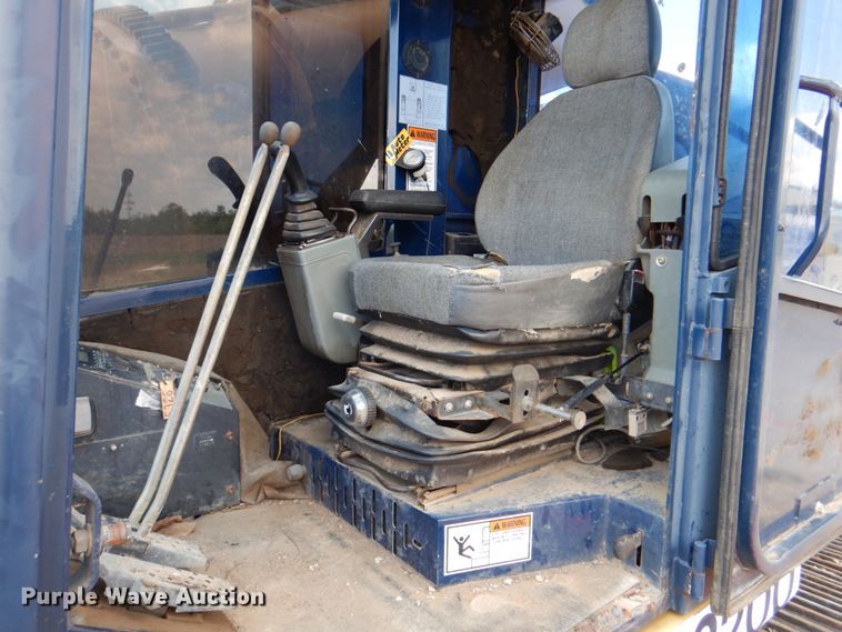 image for item DH5259 2000 Gradall XL2200 excavator