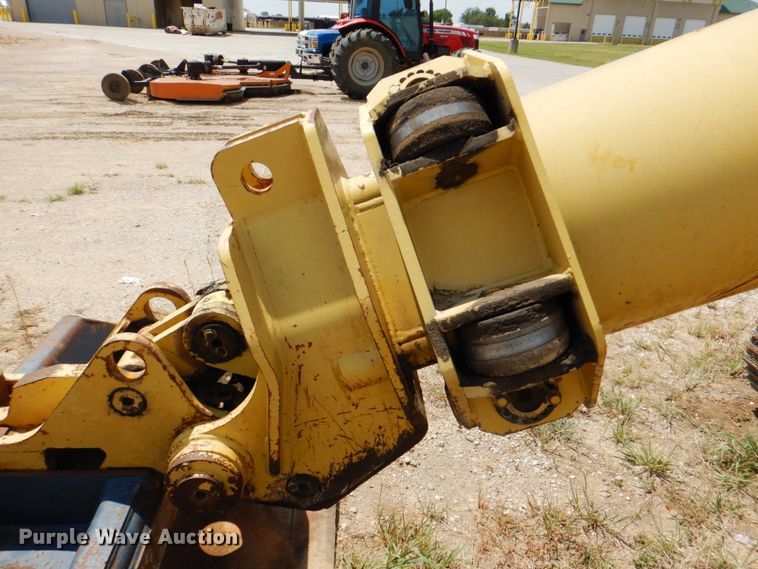 image for item DH5259 2000 Gradall XL2200 excavator