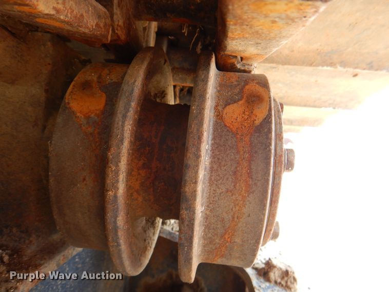 image for item DH5259 2000 Gradall XL2200 excavator