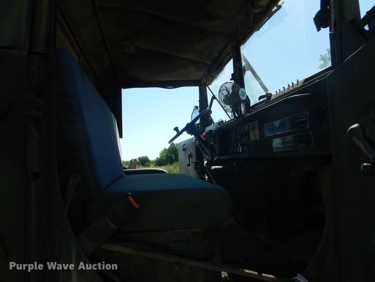 image for item DH6074 1986 Am General M929A1 dump truck