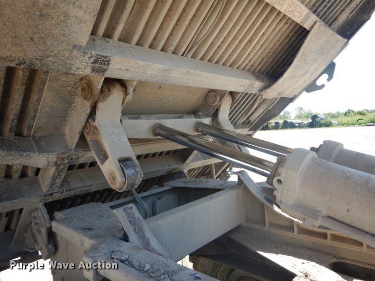 image for item DH6074 1986 Am General M929A1 dump truck