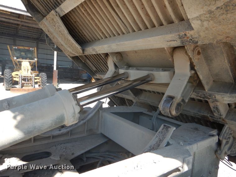 image for item DH6074 1986 Am General M929A1 dump truck