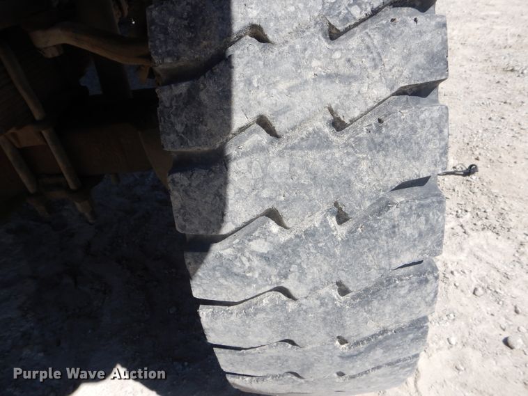 image for item DH6076 1985 Am General M929 dump truck