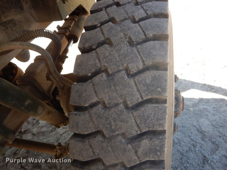 image for item DH6076 1985 Am General M929 dump truck