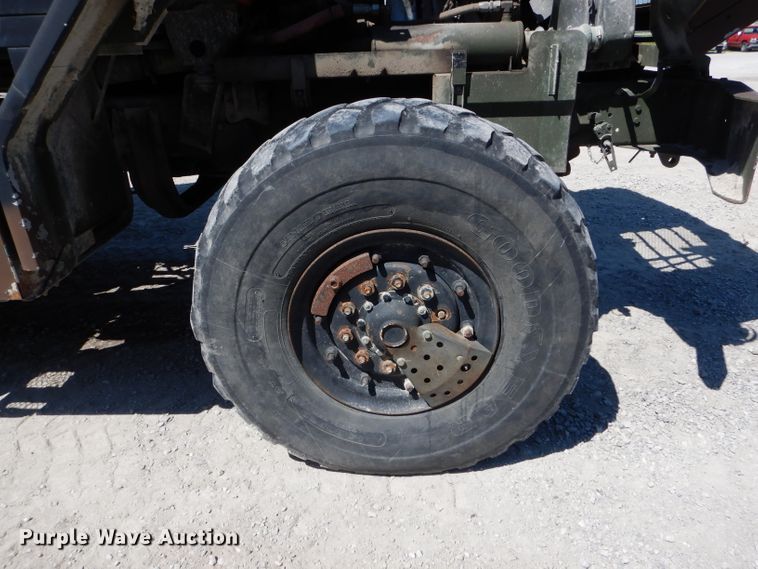 image for item DH6077 1991 Am General M929A2 dump truck