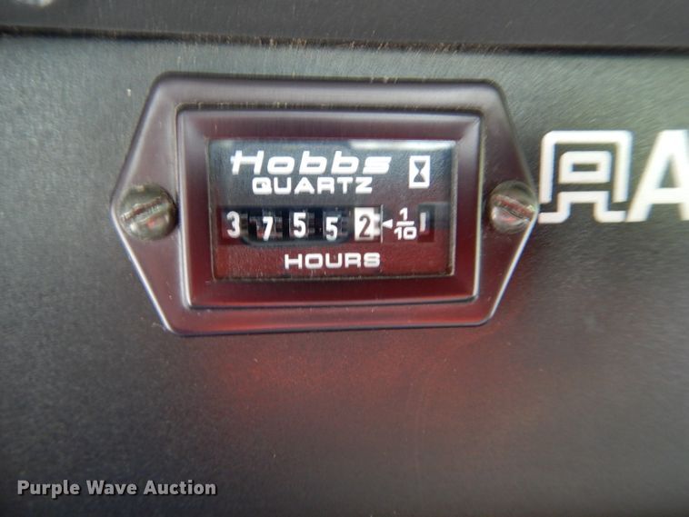 image for item DH6100 2006 Freightliner Business Class M2 bucket truck