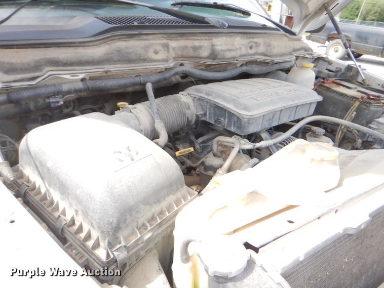 image for item ED9476 2005 Dodge Ram 1500 Quad Cab pickup truck