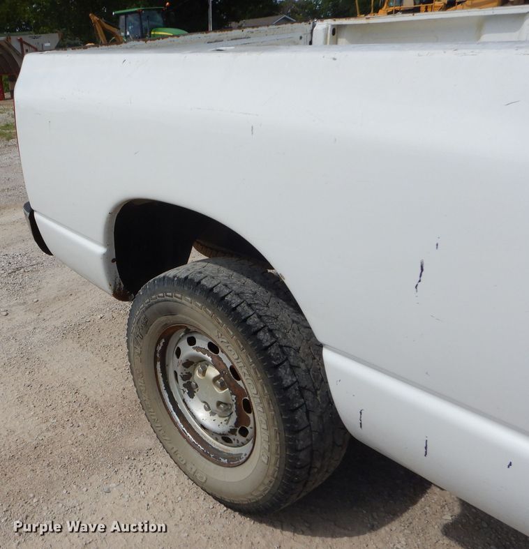 image for item ED9476 2005 Dodge Ram 1500 Quad Cab pickup truck
