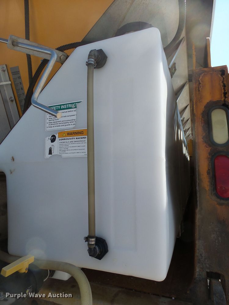 image for item EF9542 2001 Sterling LT9511 dump truck