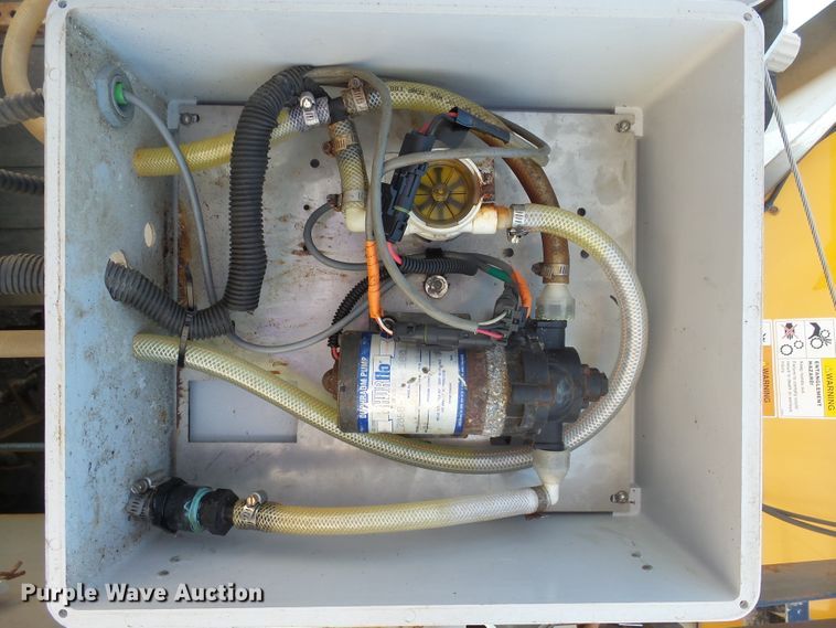 image for item EF9542 2001 Sterling LT9511 dump truck