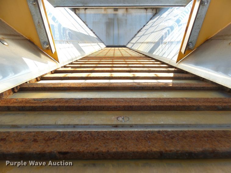 image for item EF9542 2001 Sterling LT9511 dump truck