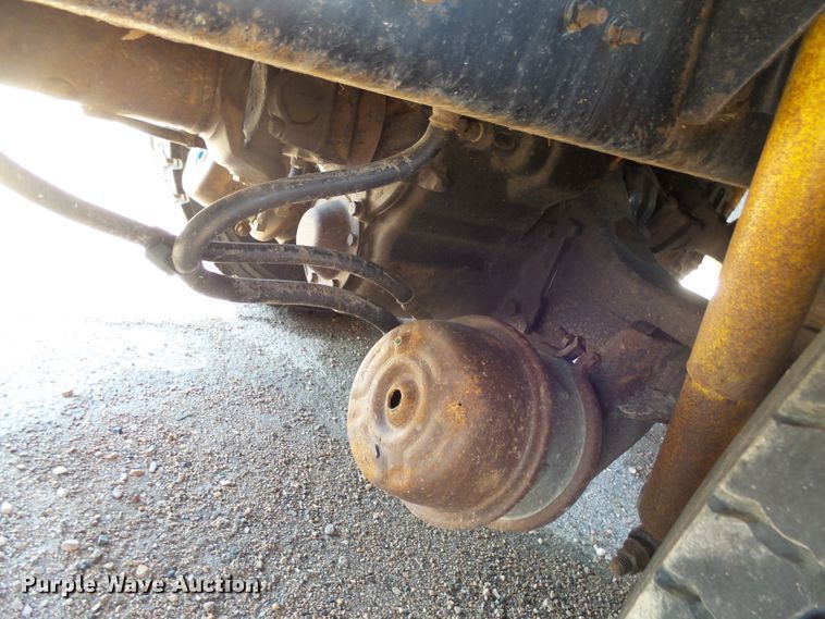 image for item EF9542 2001 Sterling LT9511 dump truck