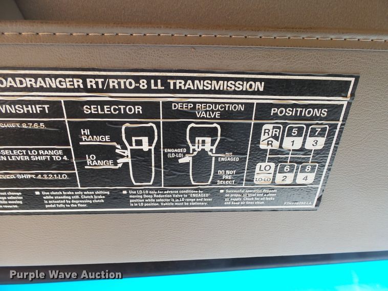 image for item EF9542 2001 Sterling LT9511 dump truck