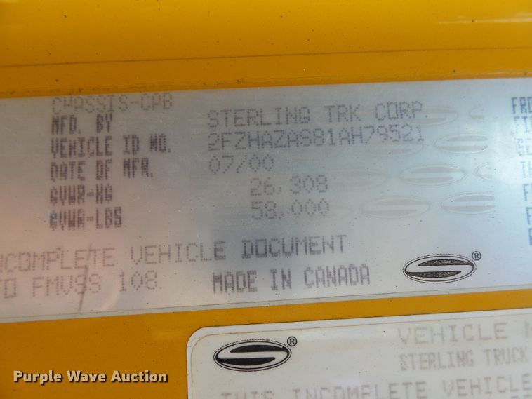 image for item EF9542 2001 Sterling LT9511 dump truck